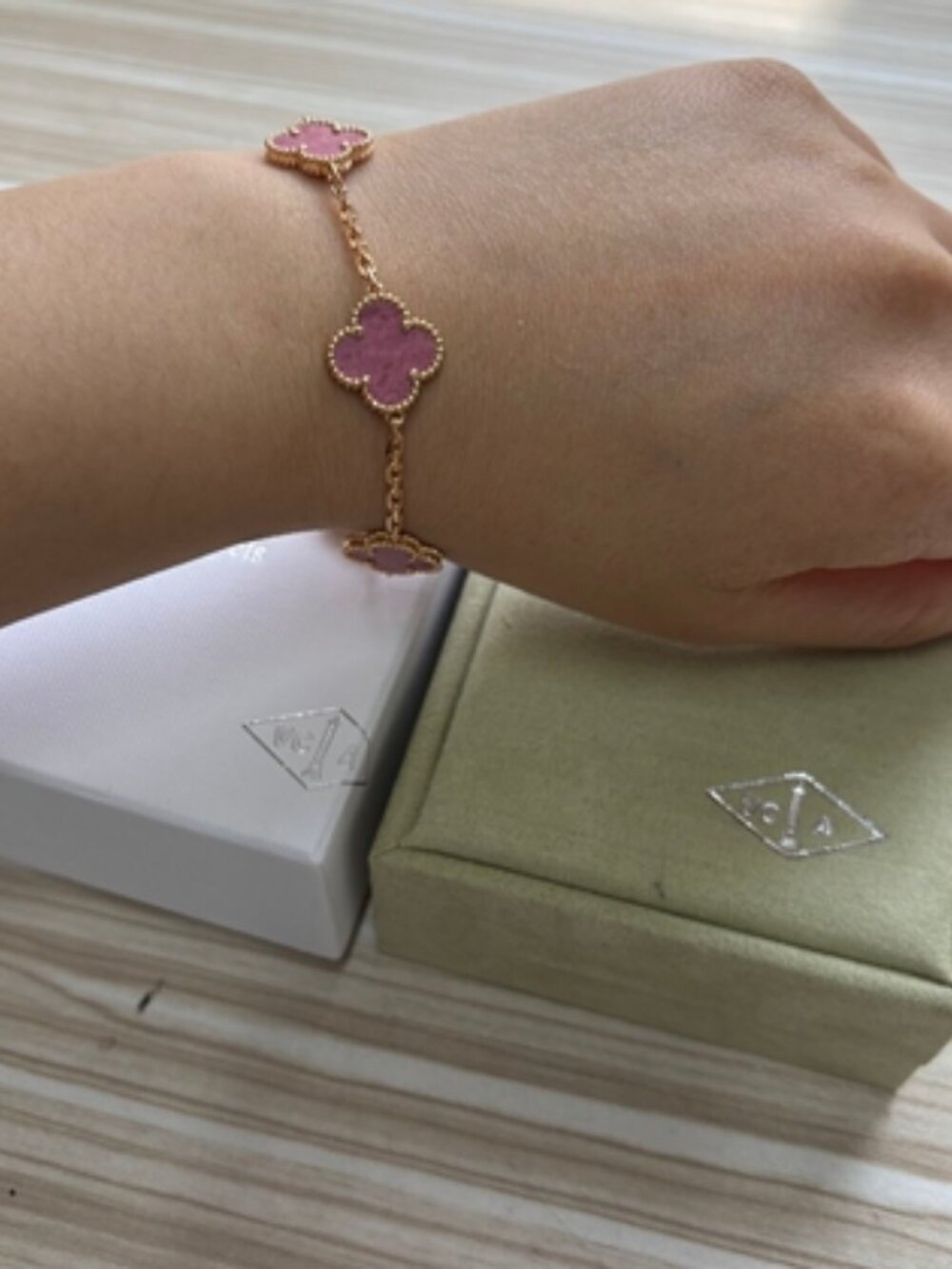Van Cleef & Arpels four-leaf clover bracelet - Picture 5 of 6